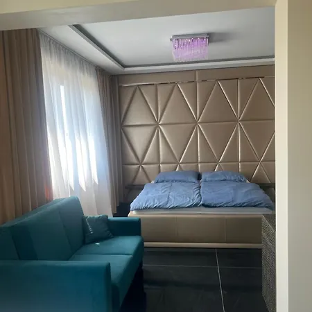Guest house Black Hut *